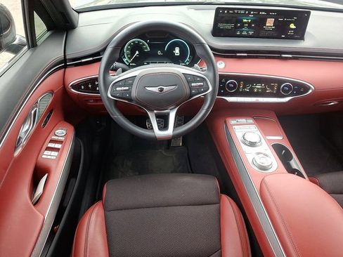 Used 2024 Genesis GV70 2.5T w/ Sport Prestige Package image 12