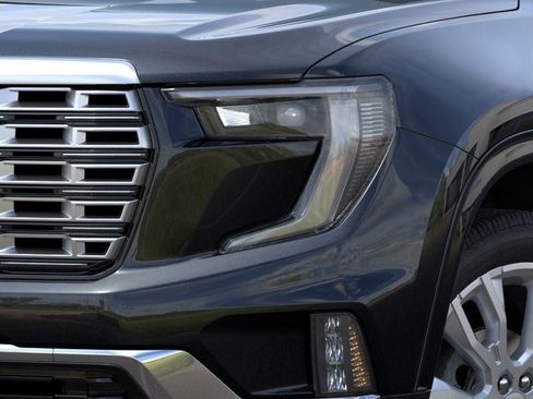 New 2025 GMC Acadia Denali w/ Super Cruise Package image 10