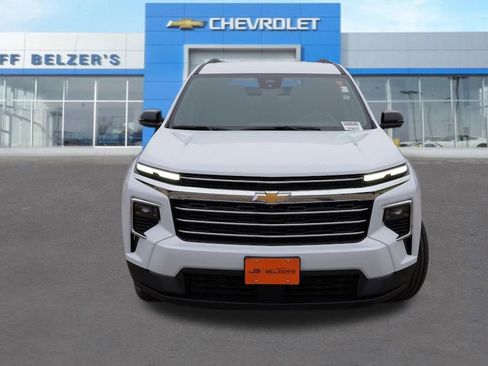 New 2026 Chevrolet Traverse LT w/ Driver Confidence Package image 8