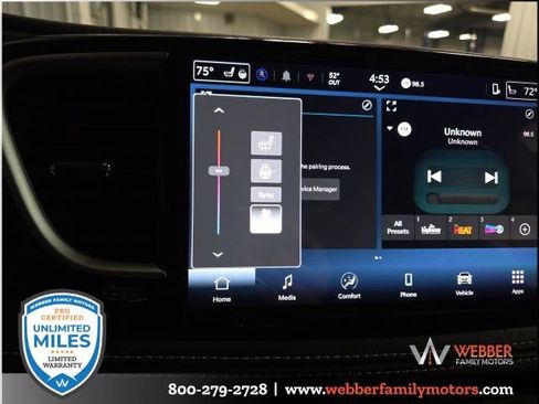 New 2026 Chrysler Pacifica Select image 24