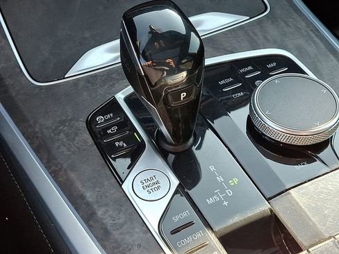 Used 2021 BMW X5 xDrive40i w/ Convenience Package image 19