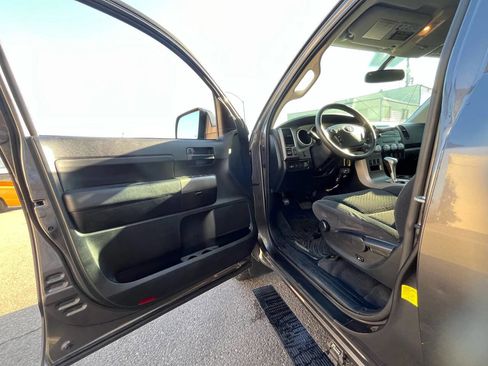 Used 2012 Toyota Tundra 4x4 Double Cab image 29