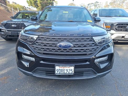 Certified 2022 Ford Explorer XLT w/ Equipment Group 202A image 2