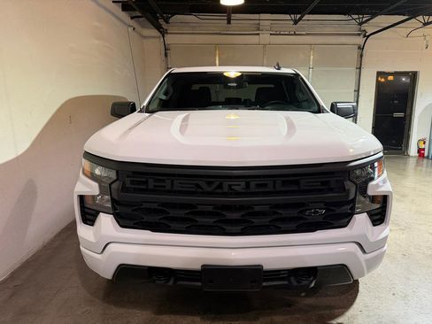 Used 2022 Chevrolet Silverado 1500 Custom AWD/4WD image 4