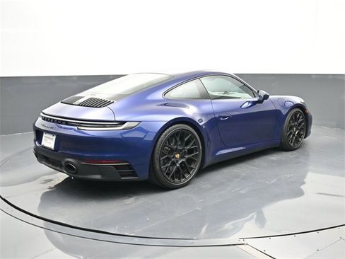 Used 2024 Porsche 911 Carrera GTS image 17