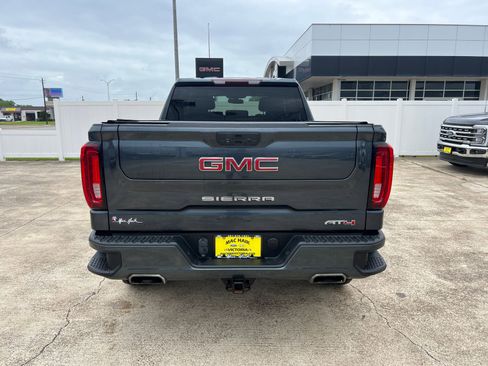 Used 2021 GMC Sierra 1500 AT4 AWD/4WD image 4