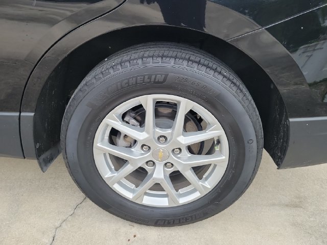 Used 2024 Chevrolet Equinox LS FWD image 5