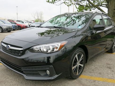 Used 2021 Subaru Impreza 2.0i Premium AWD/4WD image 2