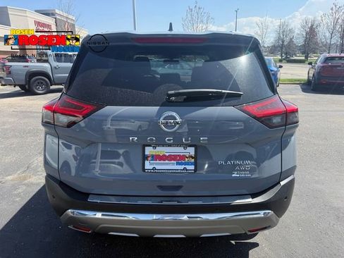 Used 2021 Nissan Rogue Platinum AWD/4WD image 6