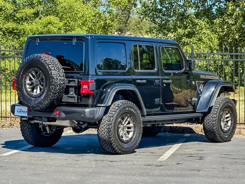 Used 2025 Jeep Wrangler Unlimited Rubicon 392 AWD/4WD image 3