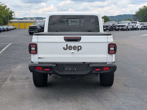 Used 2023 Jeep Gladiator Rubicon w/ LED Lighting Group AWD/4WD image 8