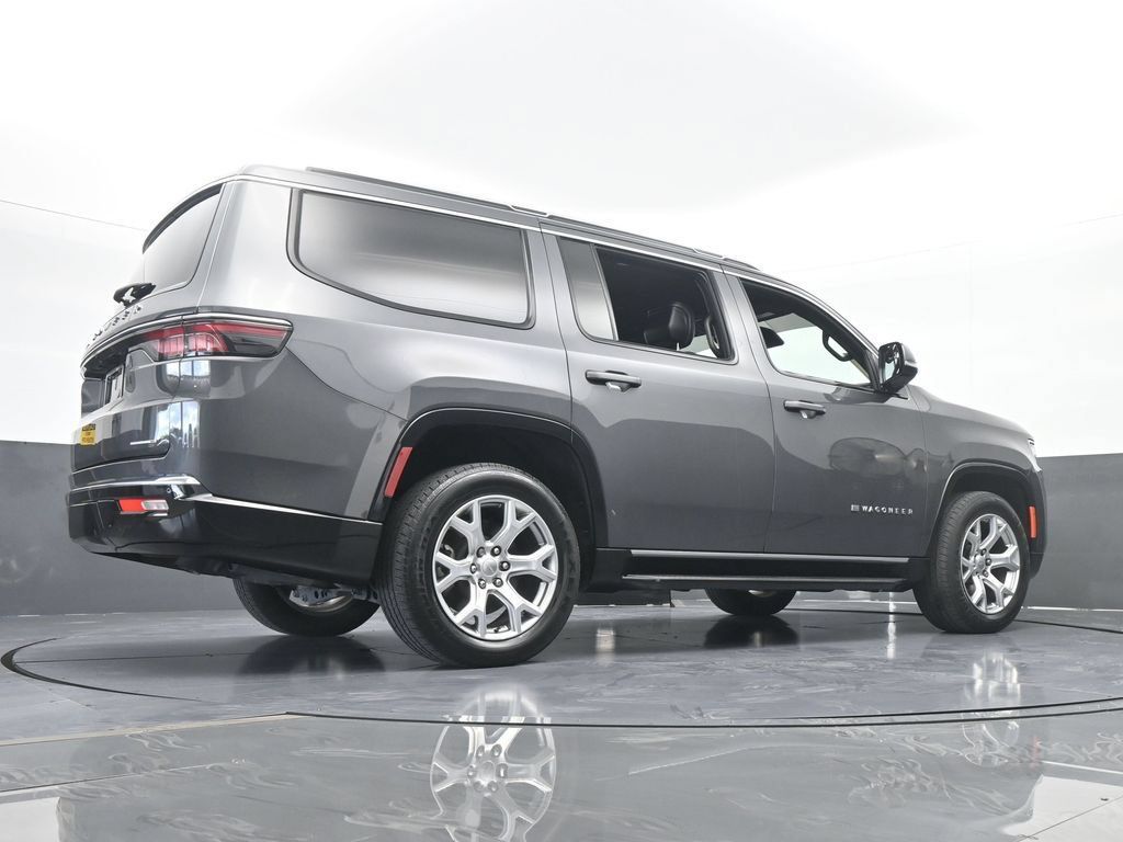 Used 2022 Jeep Wagoneer Series II RWD image 63