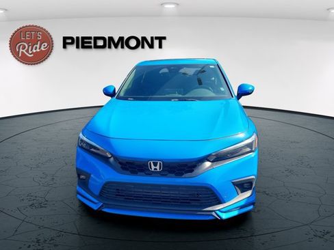 Used 2024 Honda Civic Sport Touring image 3