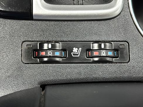 Used 2017 Toyota Highlander Limited Platinum AWD/4WD image 33