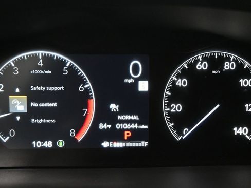 Used 2025 Honda Pilot TrailSport image 16