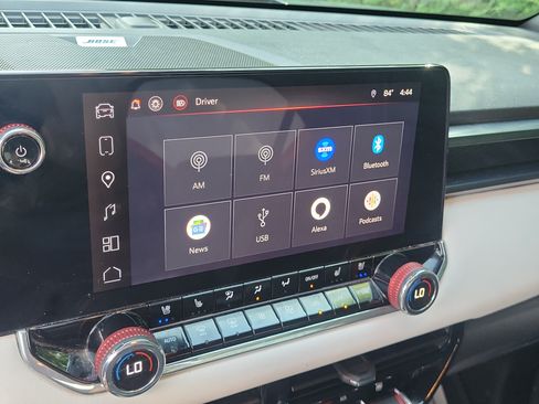 Used 2024 GMC Canyon AT4X AWD/4WD image 25