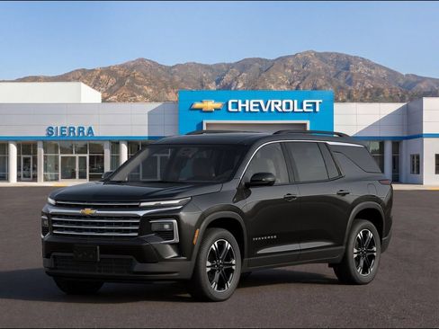 New 2027 Chevrolet Traverse LT FWD image 1