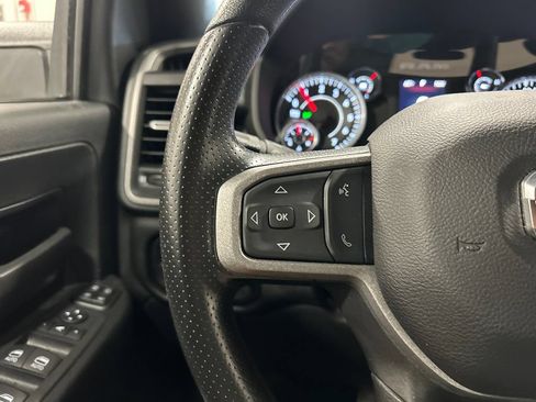 Used 2024 RAM 2500 Tradesman w/ Chrome Appearance Group AWD/4WD image 18