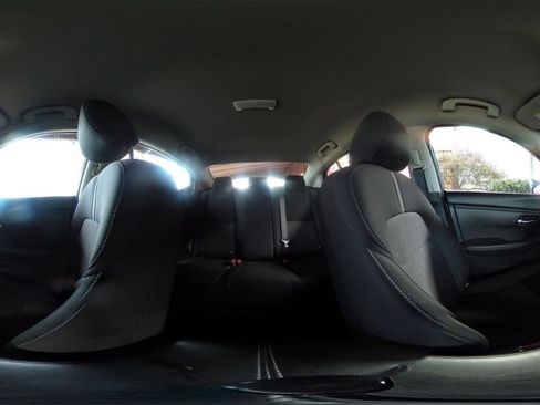 Used 2025 Nissan Sentra SV image 40