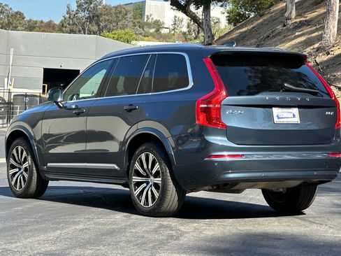 Certified 2025 Volvo XC90 B5 Core AWD/4WD image 7