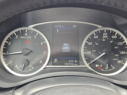Used 2019 Nissan Sentra SV FWD image 11