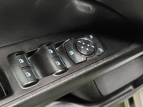 Used 2019 Ford Fusion SEL FWD image 27