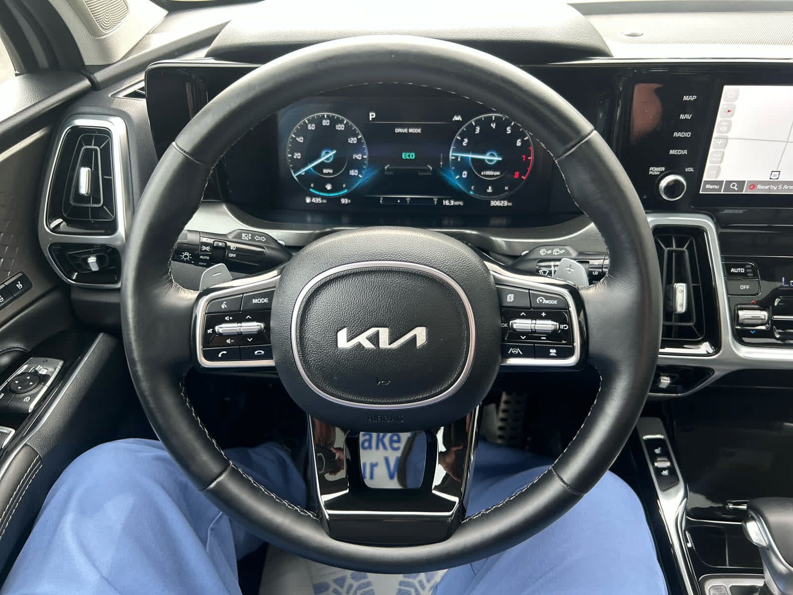 Used 2023 Kia Sorento SX AWD/4WD image 17