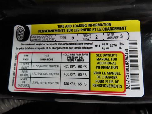 Used 2025 Ford F250 Lariat w/ Black Appearance Package image 62