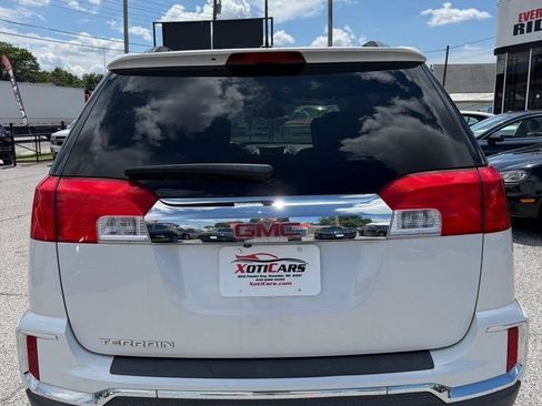 Used 2017 GMC Terrain SLT FWD image 7