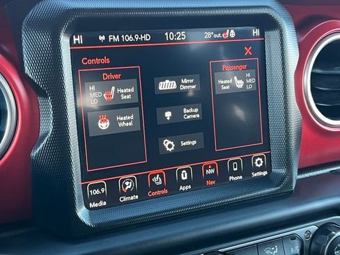 Used 2020 Jeep Wrangler Unlimited Rubicon w/ Uconnect 4C Nav & Sound Group image 22