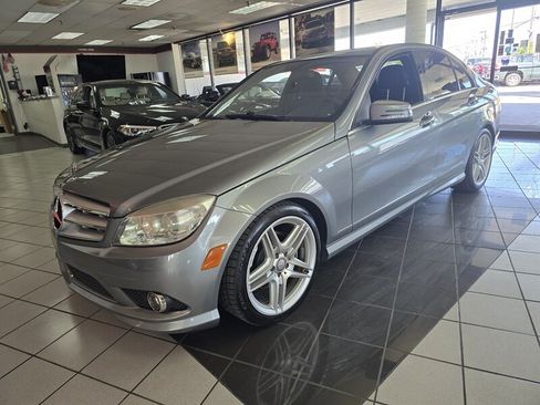 Used 2010 Mercedes-Benz C 300 Sedan w/ Multimedia Pkg image 1