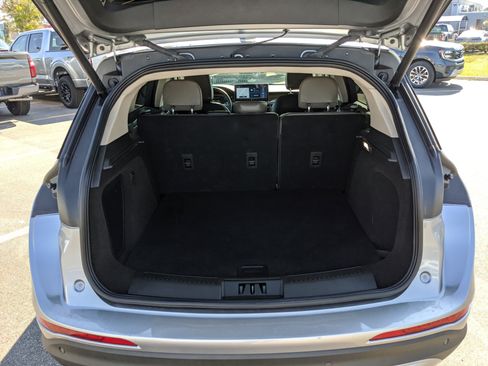 Used 2024 Lincoln Corsair Reserve image 13