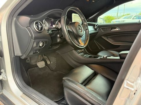 Used 2017 Mercedes-Benz GLA 250 image 38