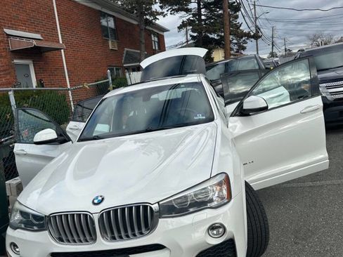 Used 2016 BMW X4 xDrive28i w/ Technology Package image 2