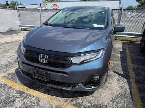 Used 2026 Honda Odyssey Elite image 8
