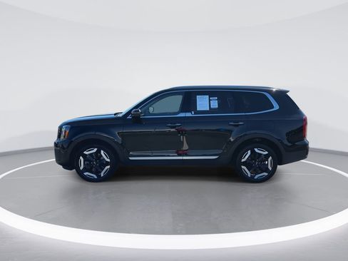 Used 2024 Kia Telluride S w/ S Sunroof Package FWD image 5