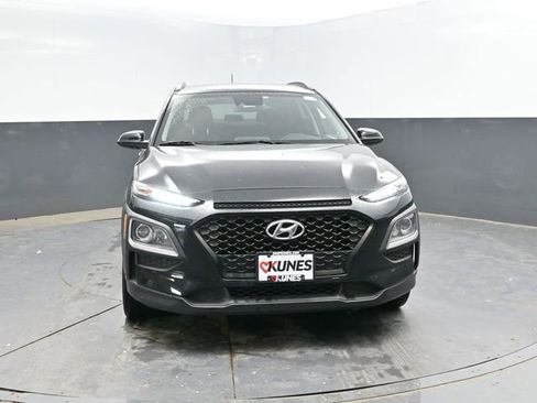Used 2020 Hyundai Kona SEL FWD image 2
