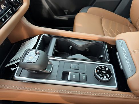 New 2025 Nissan Pathfinder Platinum w/ Cargo Package image 29