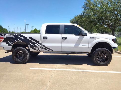 Used 2012 Ford F150 XLT w/ Trailer Tow Pkg image 4