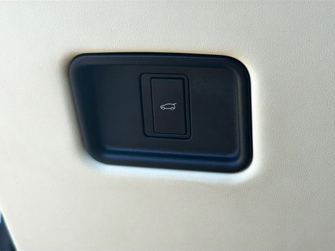 Used 2023 Land Rover Range Rover SE AWD/4WD image 37