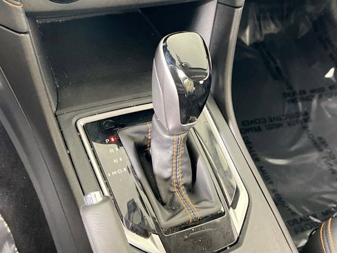 Used 2023 Subaru Crosstrek 2.5i Limited image 17