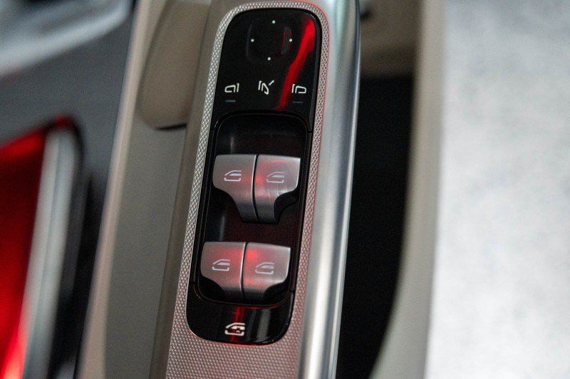 Certified 2024 Mercedes-Benz GLC 300 4MATIC image 21