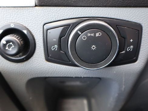 Used 2019 Ford Transit 350 image 24