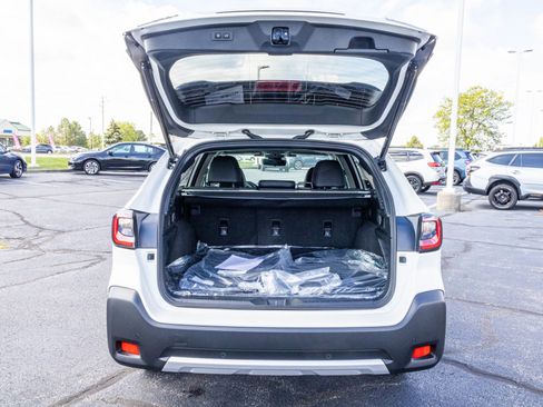 New 2025 Subaru Outback Touring XT image 37