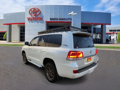 Used 2020 Toyota Land Cruiser Heritage Edition image 8