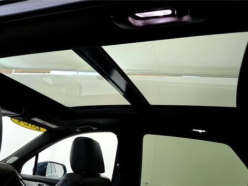 Used 2024 Cadillac XT5 Premium Luxury w/ Technology Package image 27