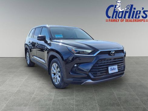 New 2026 Toyota Grand Highlander Limited image 3