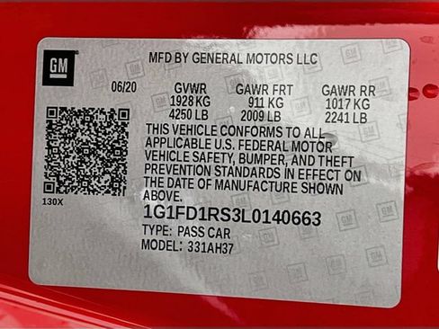 Used 2020 Chevrolet Camaro LT w/ RS Package RWD image 11