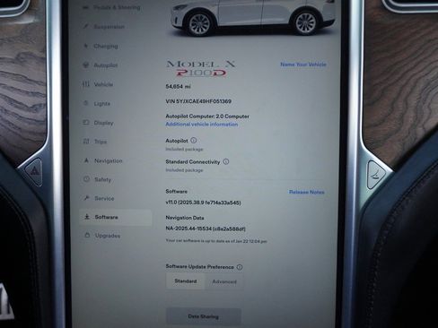 Used 2017 Tesla Model X P100D image 61