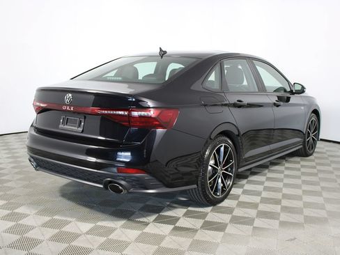 Used 2025 Volkswagen Jetta GLI Autobahn FWD image 6